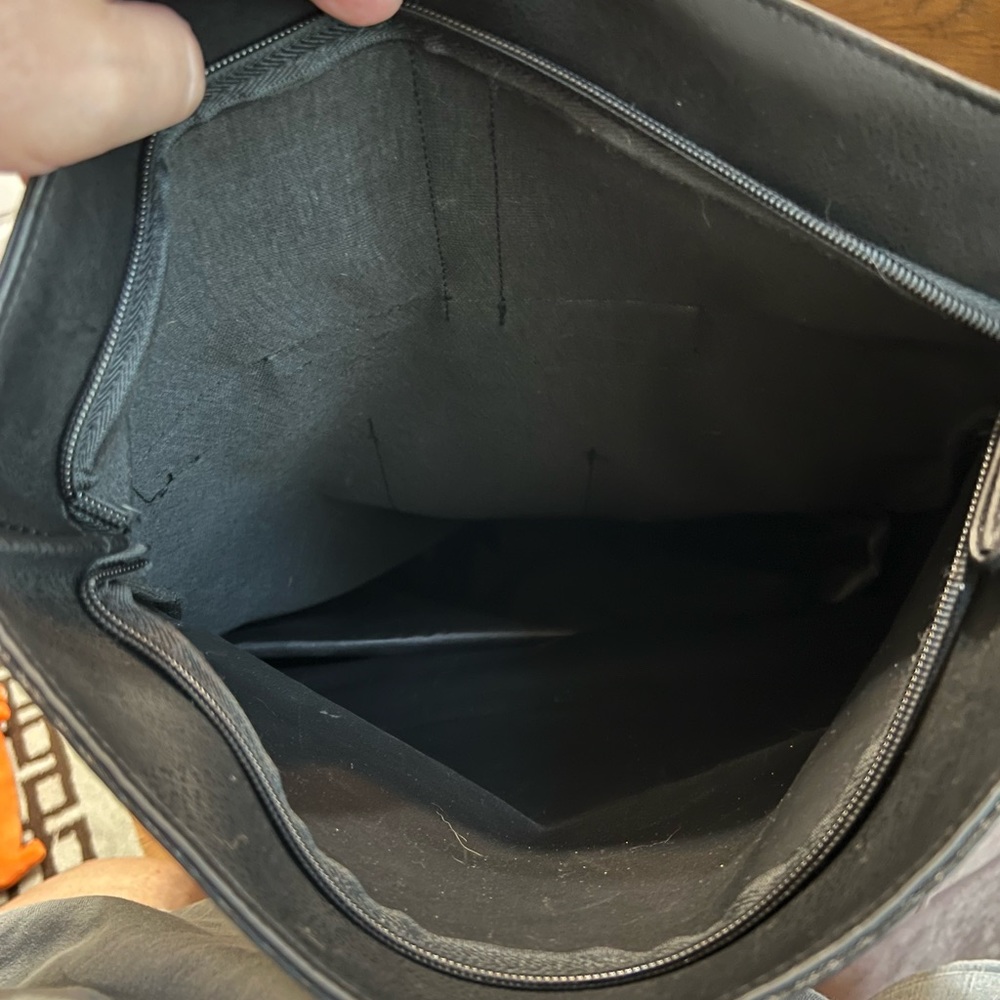 Tanger Outlet black backpack - Picture 4 of 4